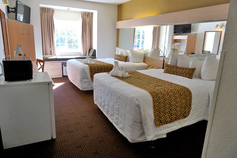Rooms and Suites at the Floridian Hotel and Suites in